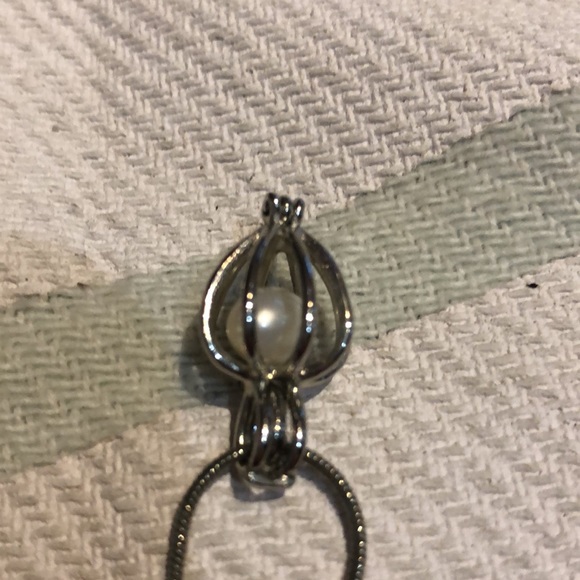 Silver necklace - Picture 2 of 4